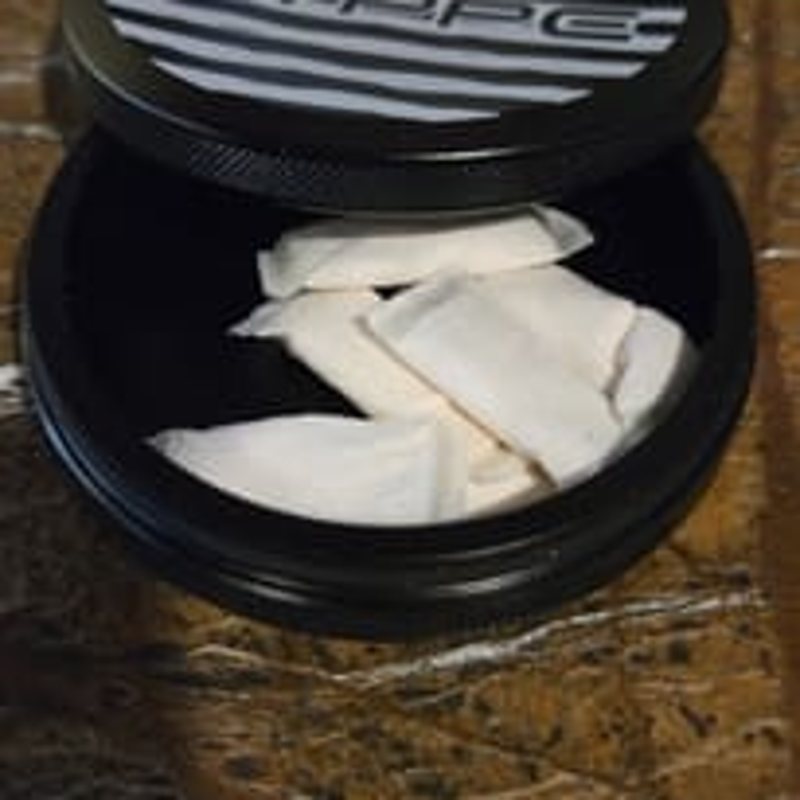 Customer photo of the HYPPE metal can